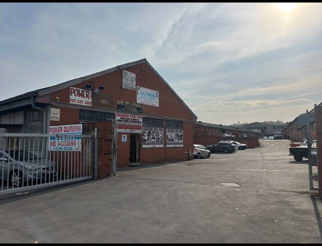 8,000M² MINI FACTORY FOR SALE IN ISIPINGO RAIL